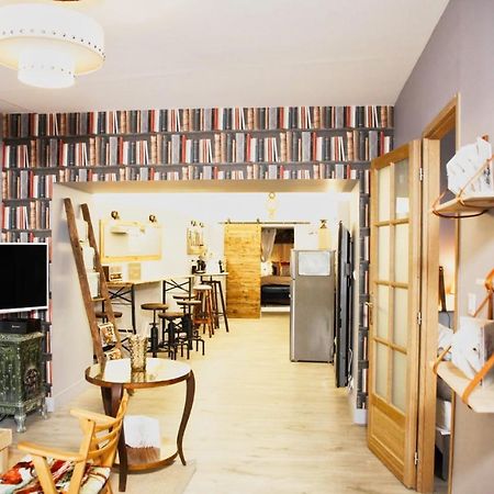 Le Bouquiniste, Centre Historique, Fibre, Ess, Rez-De-Chaussee, Bedinshop โรม็อง-ซูร์-อีแซร์ ภายนอก รูปภาพ